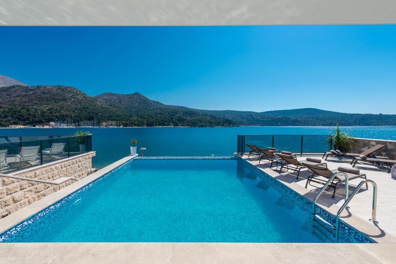 Ville Sol Del Mar Slano Exterior photo